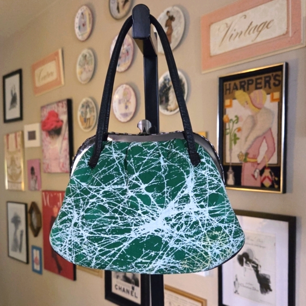 Vintage Green White Splatter Print Black Leather Straps Kisslock Satchel Handbag